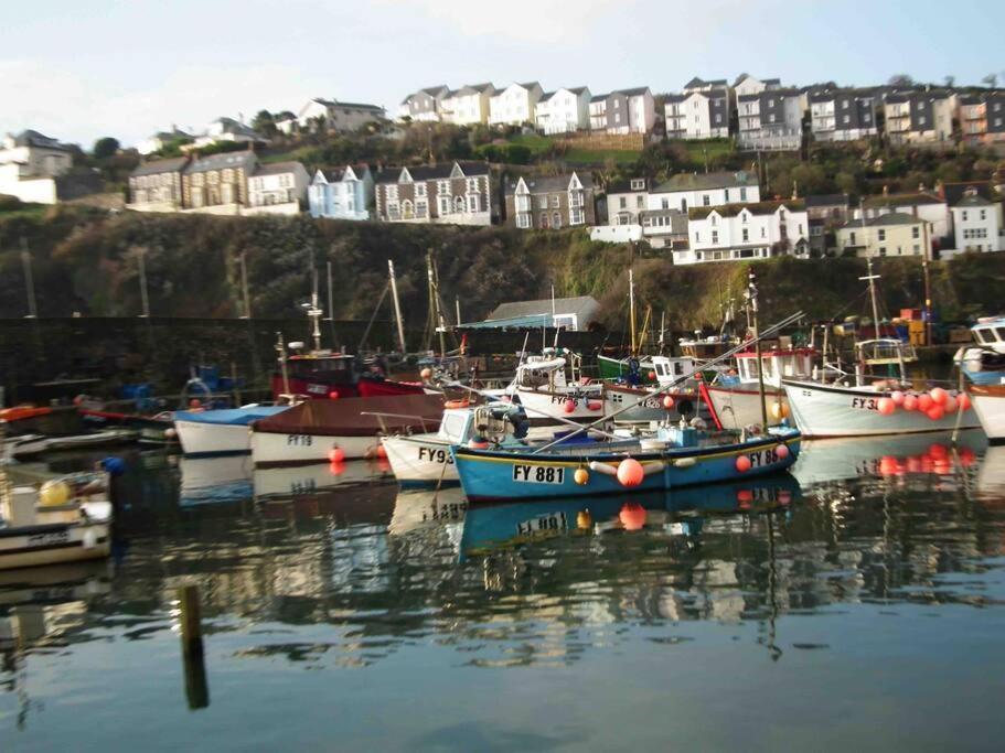 メバギシー Smugglers View Stunning Harbour And Coast Viewsヴィラ エクステリア 写真